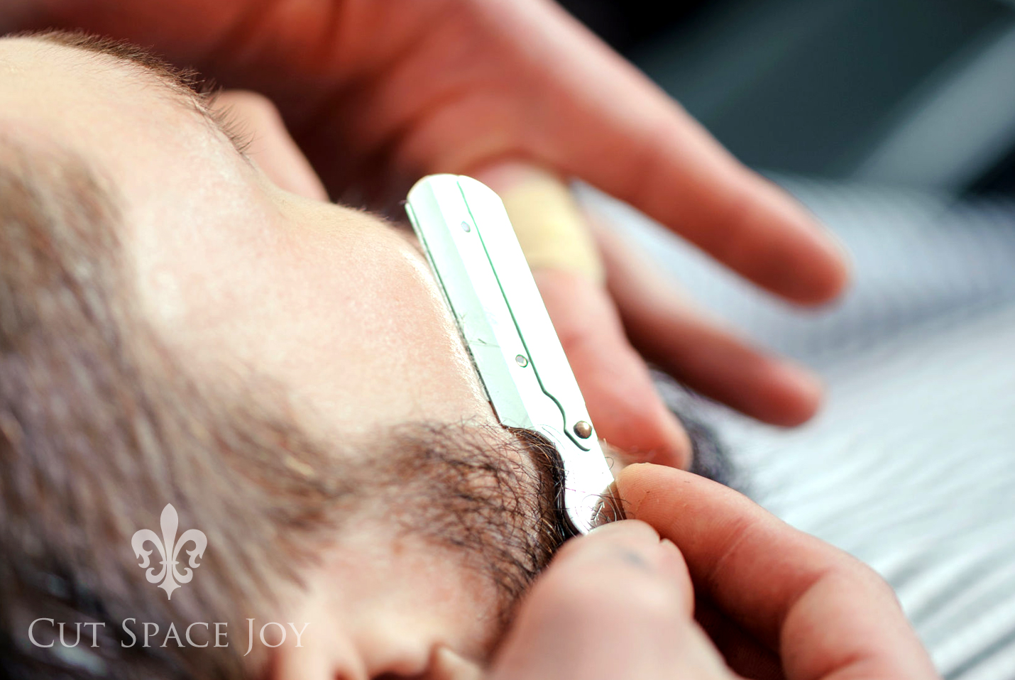 カットスペースJOY　シェービング